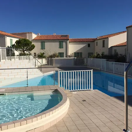 Elegant Close To The Port And The Market דירה